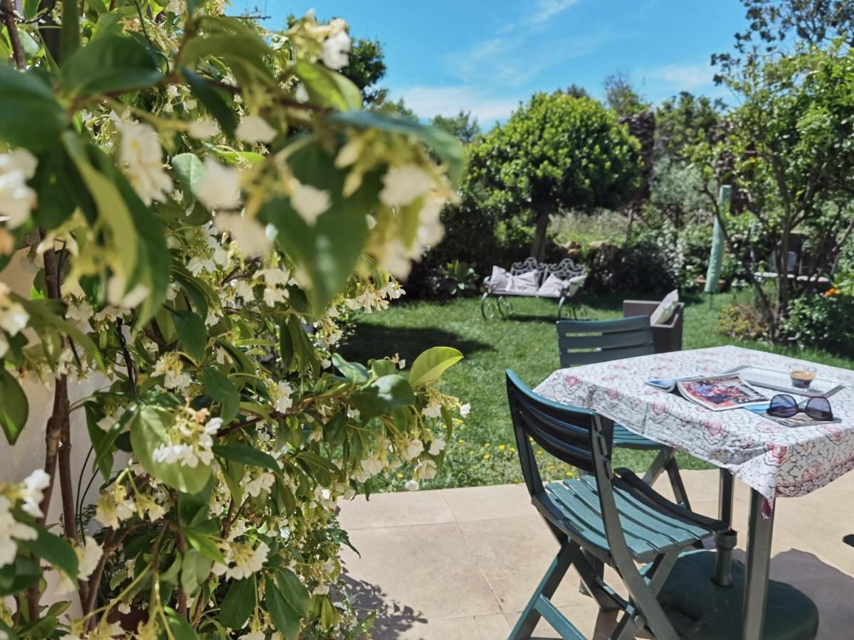 Il Giardino Di Tatiana Rooms & Breakfast La Maddalena  Exteriör bild