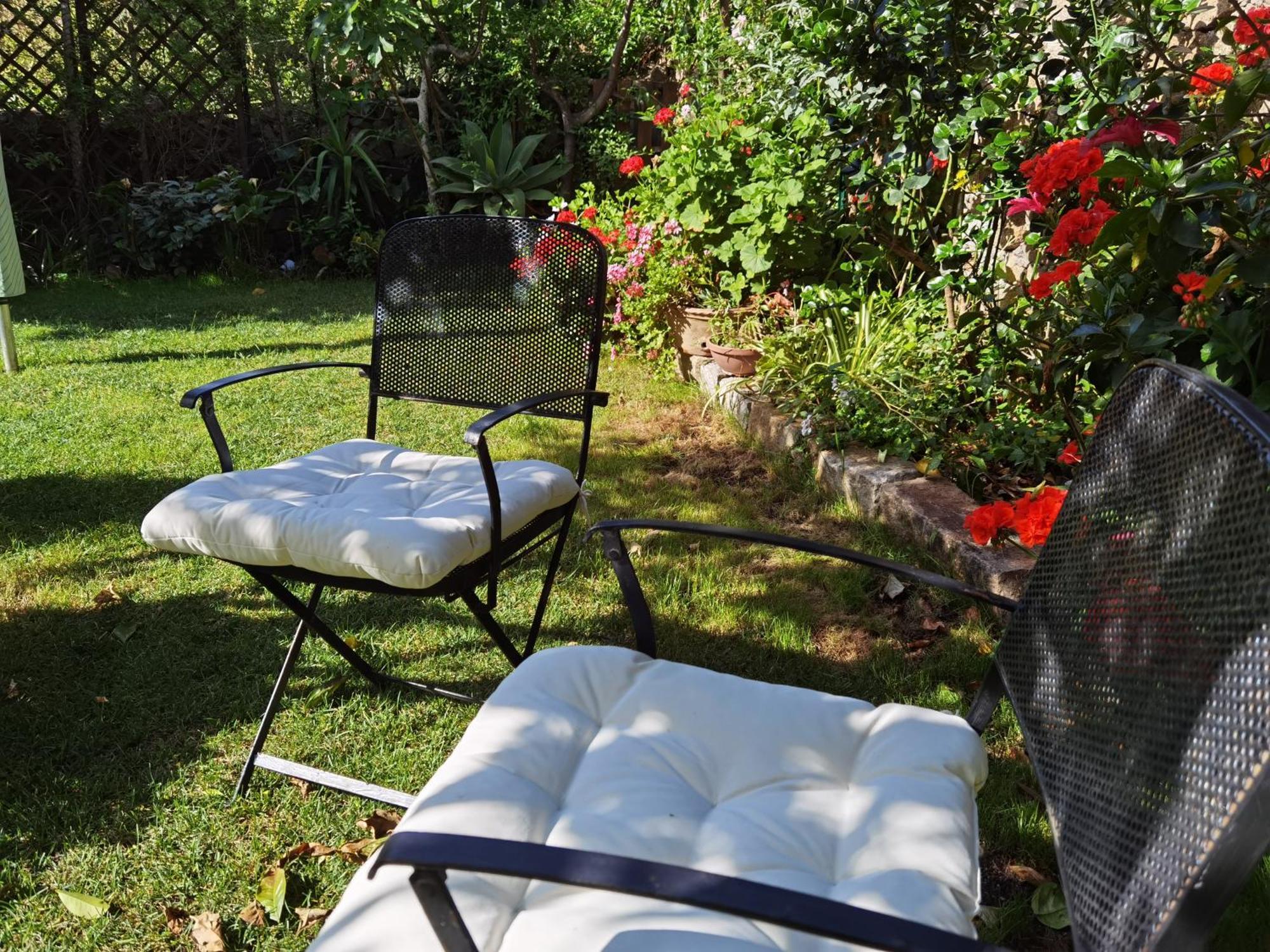 Il Giardino Di Tatiana Rooms & Breakfast La Maddalena  Rum bild