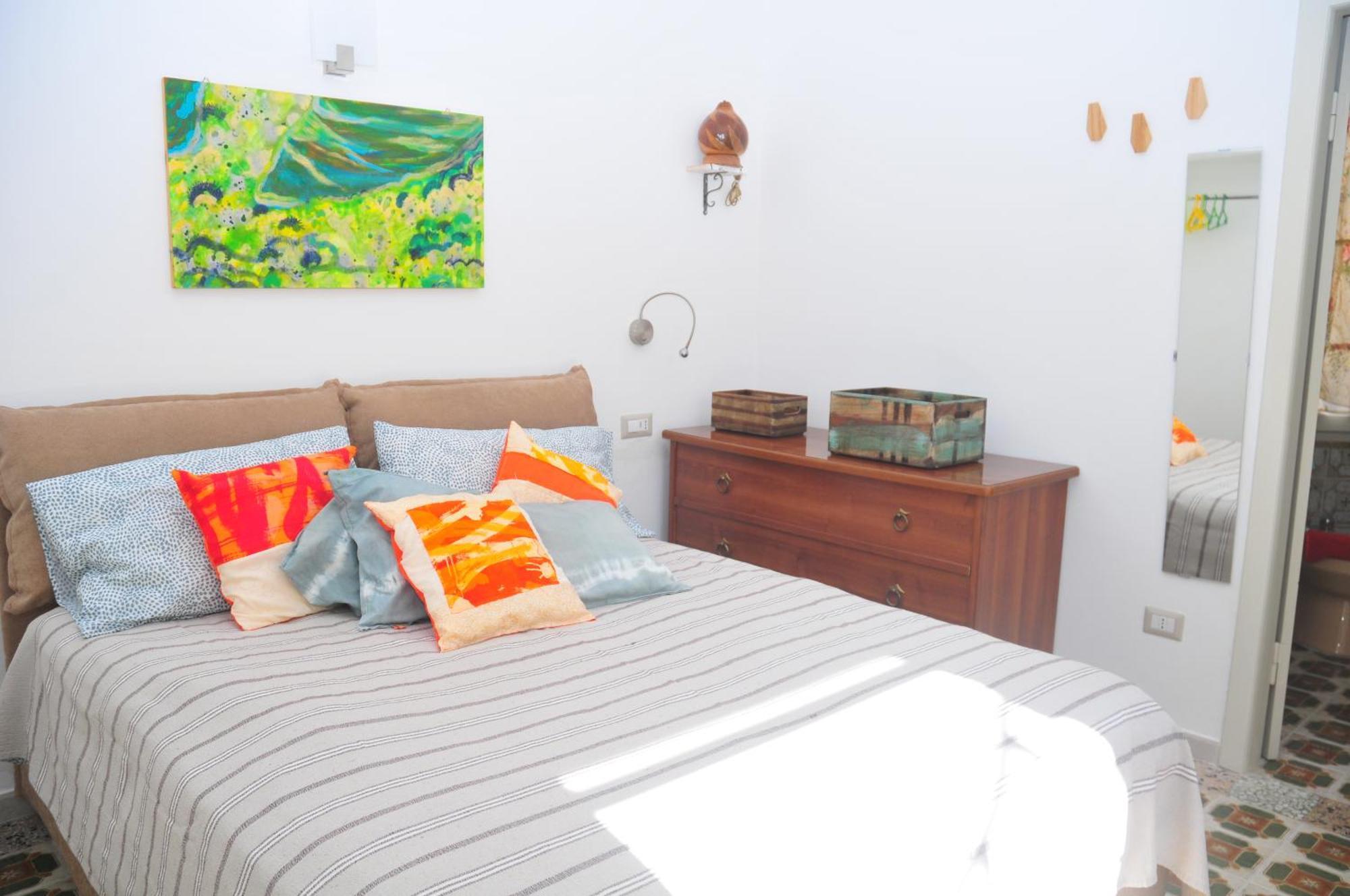 Il Giardino Di Tatiana Rooms & Breakfast La Maddalena  Rum bild
