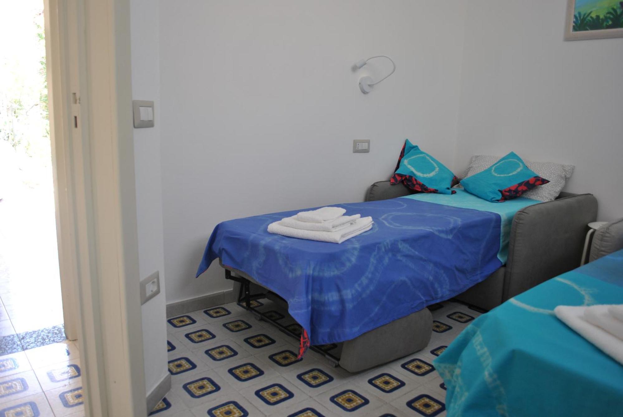 Il Giardino Di Tatiana Rooms & Breakfast La Maddalena  Rum bild